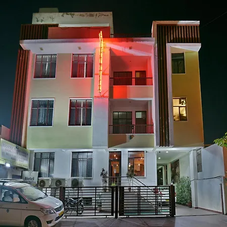 Oyo 4647 Hari Villa Holiday Home